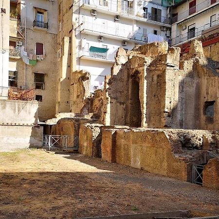 Il Tempio Dei Mannesi Apartment Наполи Екстериор снимка