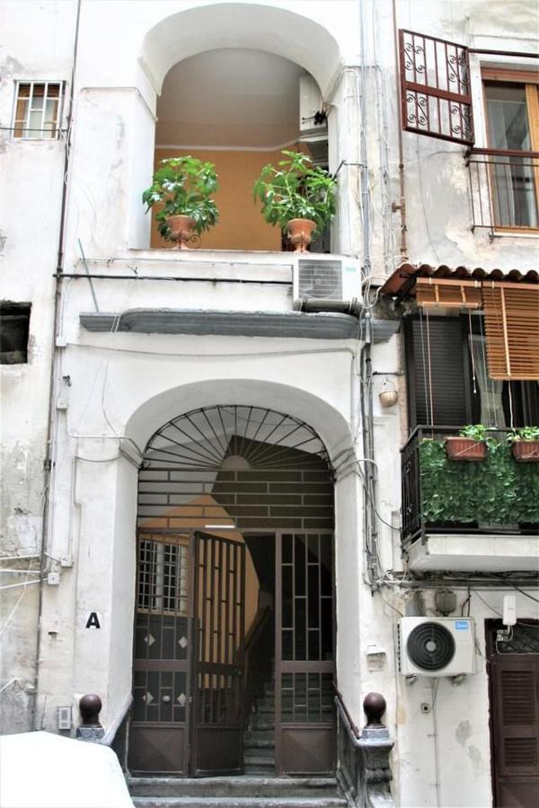 Il Tempio Dei Mannesi Apartment Наполи Екстериор снимка